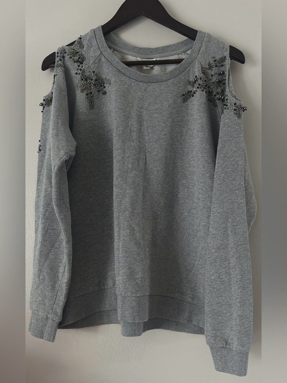 Deletta Gray Knit Crewneck Sweater